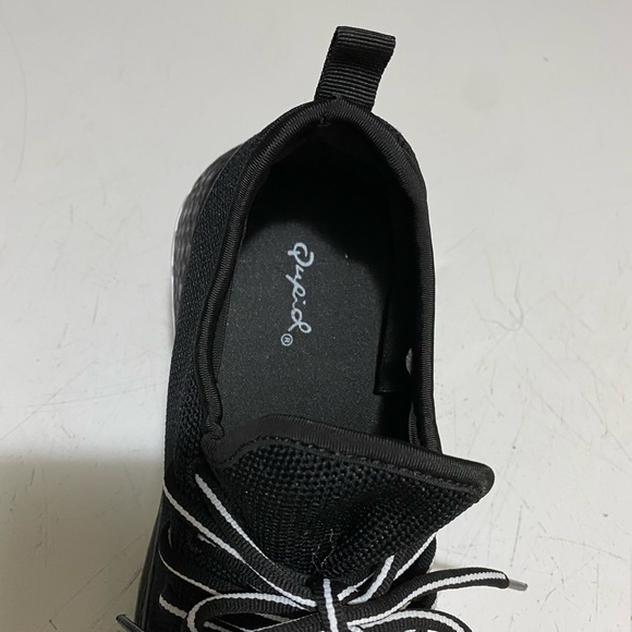 New Qupid black sneakers with black and white lace size 9 - Picture 5 of 10